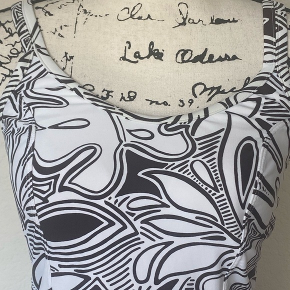 St. John's Bay Tankini Top - Picture 3 of 7